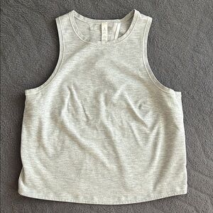 EUC Women’s lululemon size 6 Gray Tank Top